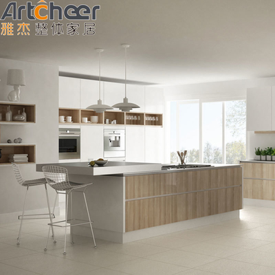 kupować Poczta Packing Wooden Style Kitchen Cabinet with Island and Closet Accessories Made produkcja internetowa